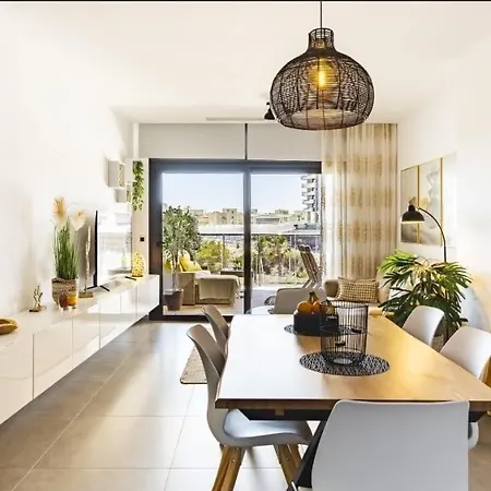 Sunset Waves 136 Apartman *